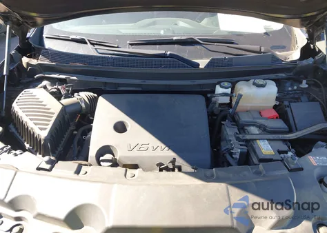 2021 Chevrolet Traverse Awd Ls z USA, uszkodzony, nr VIN 1GNEVFKW7MJ267669